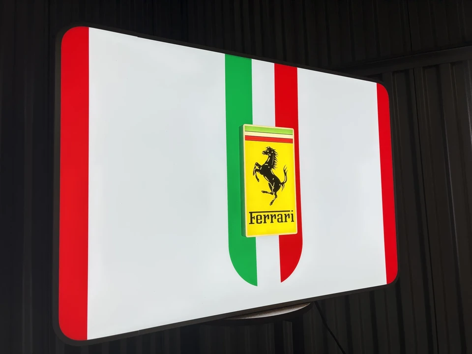 Ferrari - Image 3 of 16