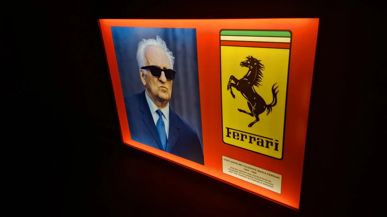 Ferrari - Image 18 of 21