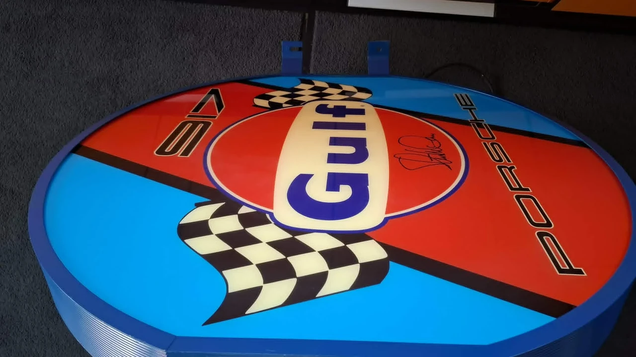 Porsche - Image 5 of 10