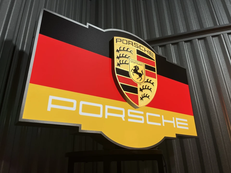 Porsche - Image 3 of 13