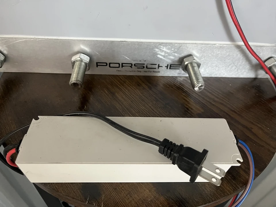 Porsche - Image 11 of 15