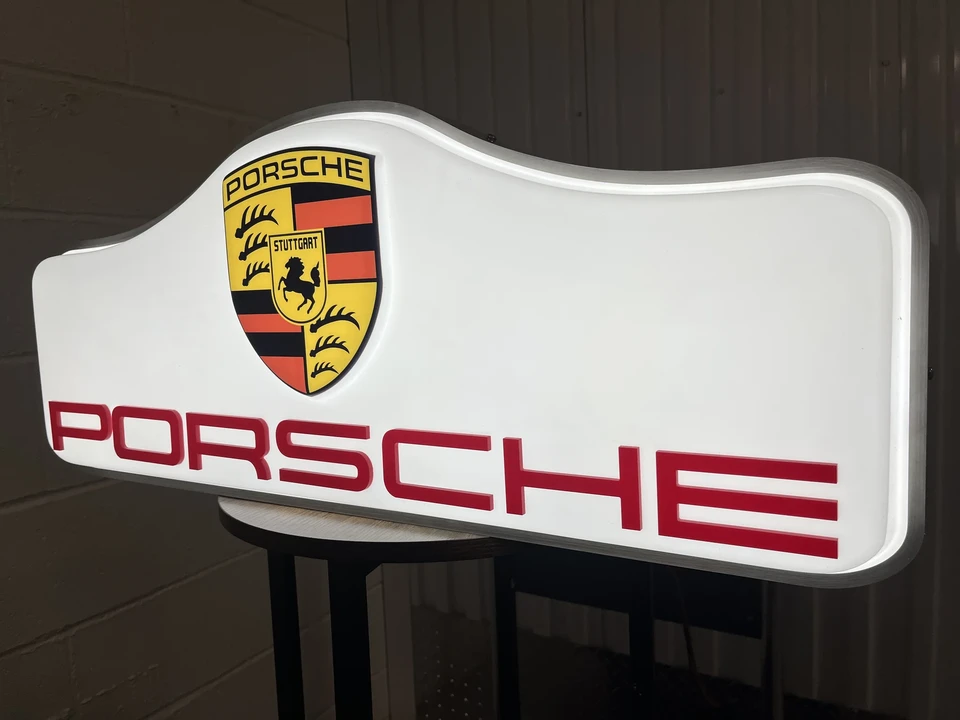 Porsche - Image 6 of 20