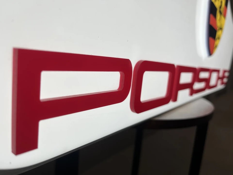 Porsche - Image 13 of 20