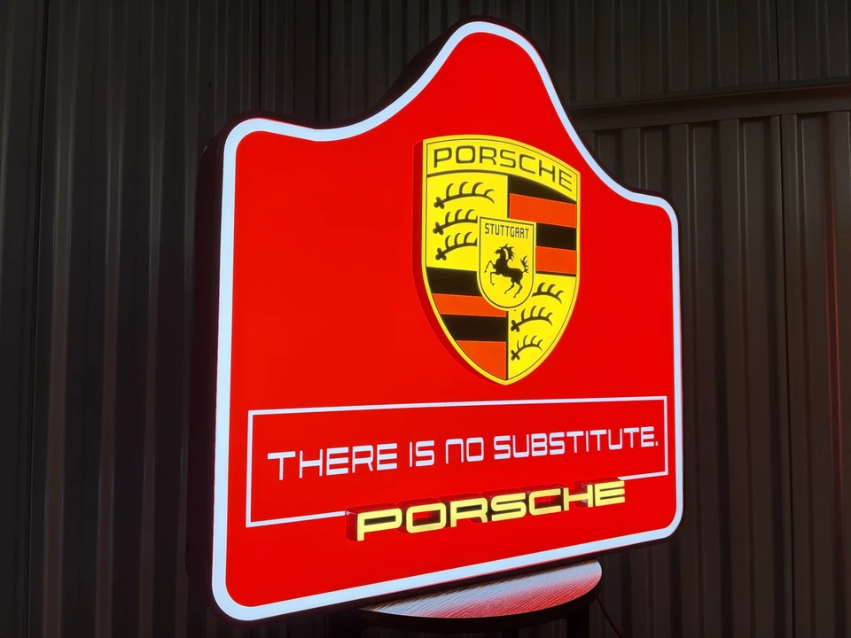 Porsche - Image 3 of 17