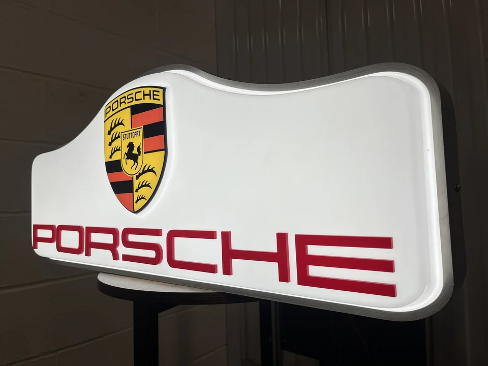 Porsche - Image 3 of 20