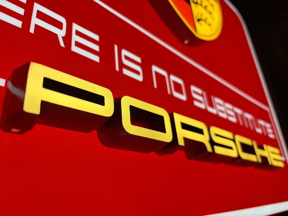 Porsche - Image 11 of 17