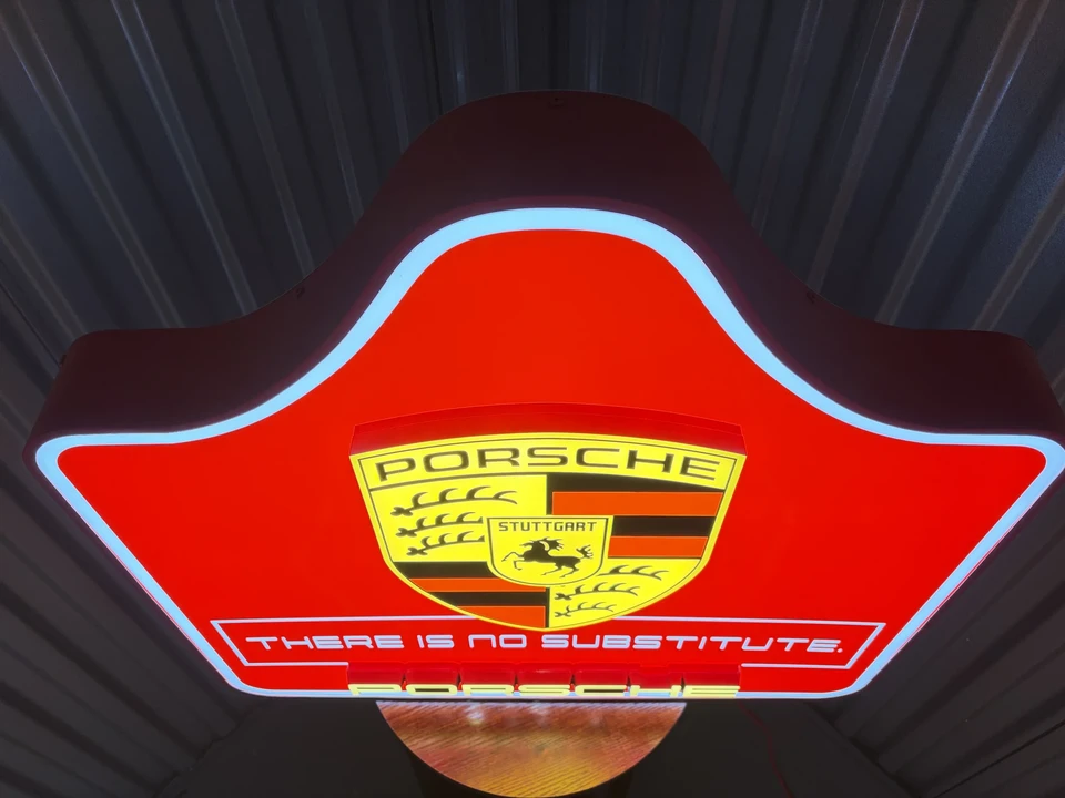 Porsche - Image 6 of 17