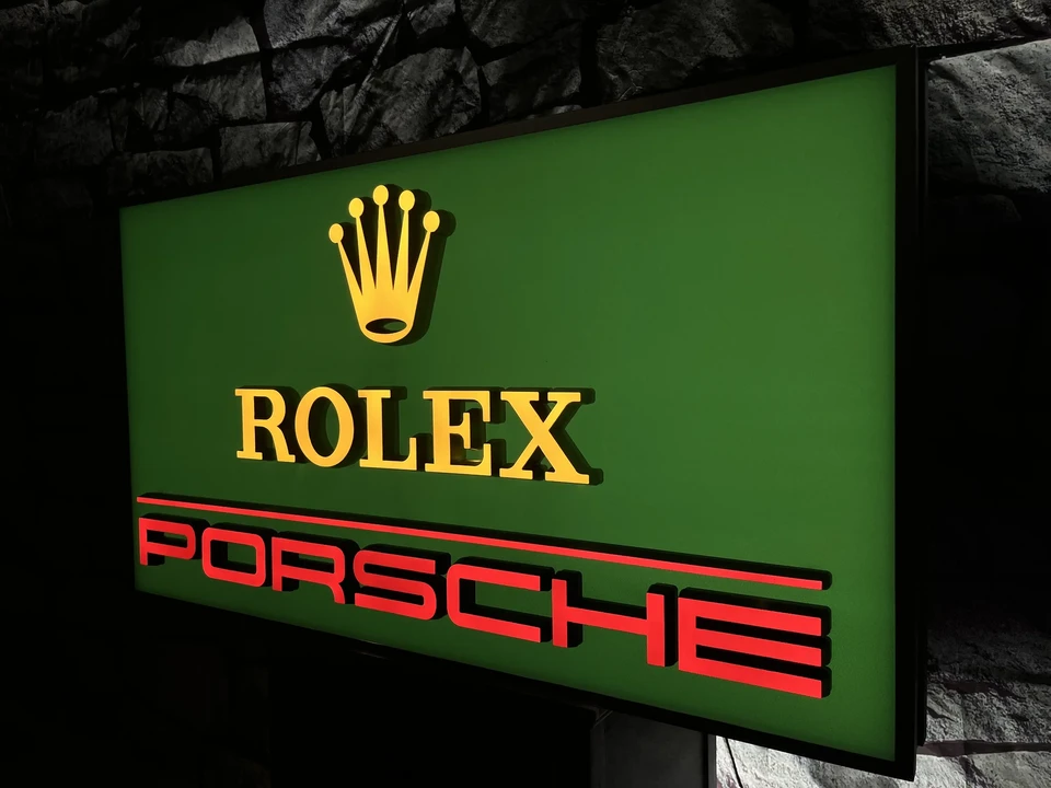 Porsche - Image 2 of 19