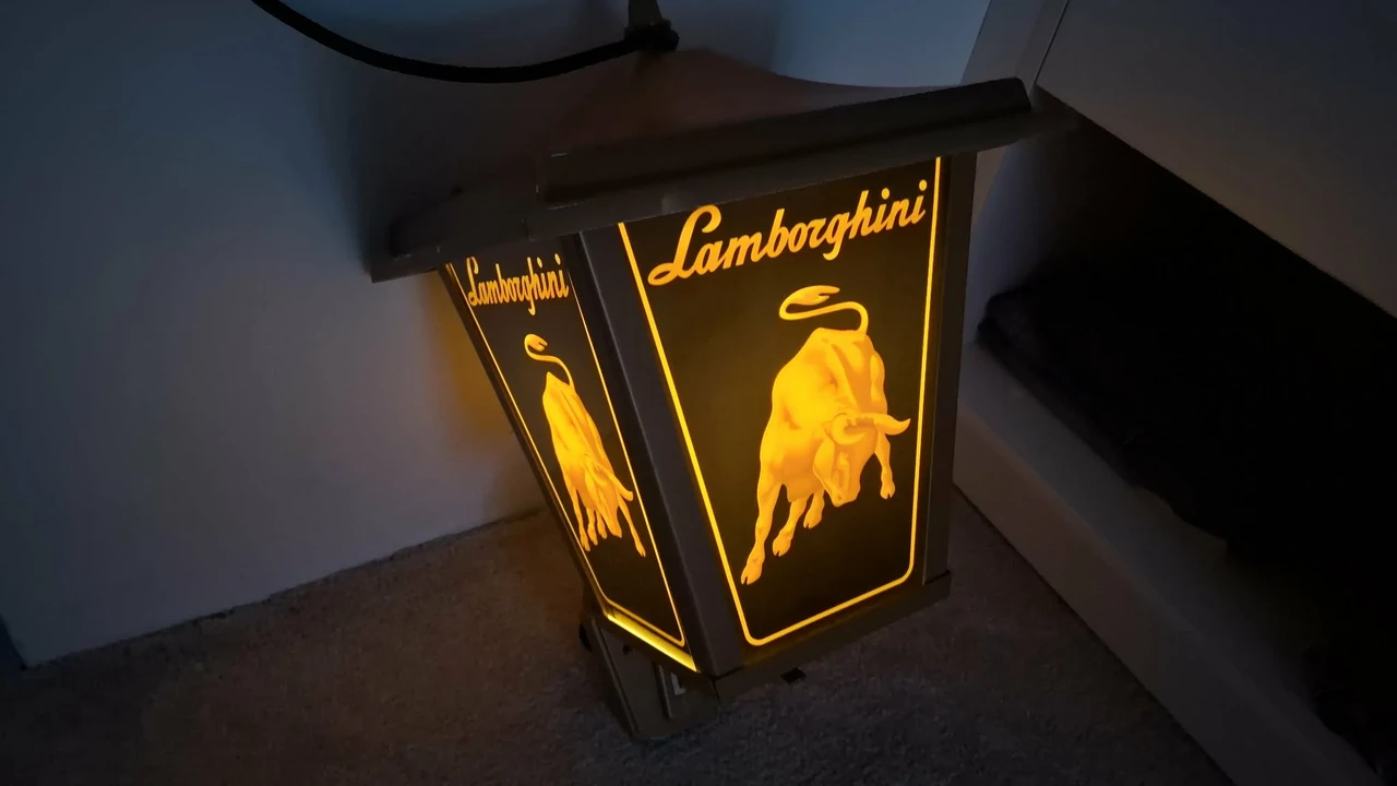 Lamborghini - Image 15 of 15