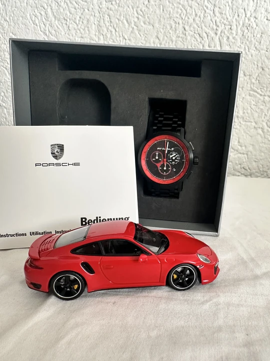 Porsche 911 - Image 8 of 22