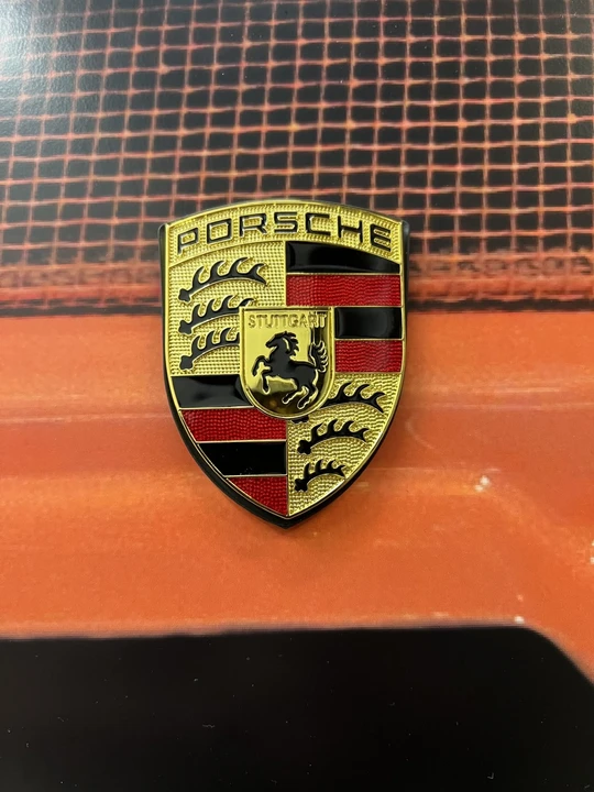 Porsche 911 - Image 16 of 18