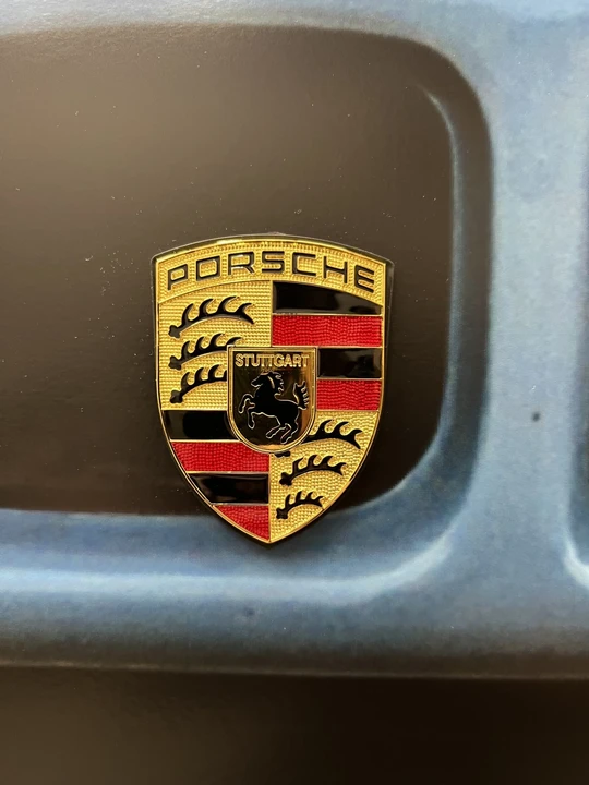 Porsche 911 - Image 14 of 17