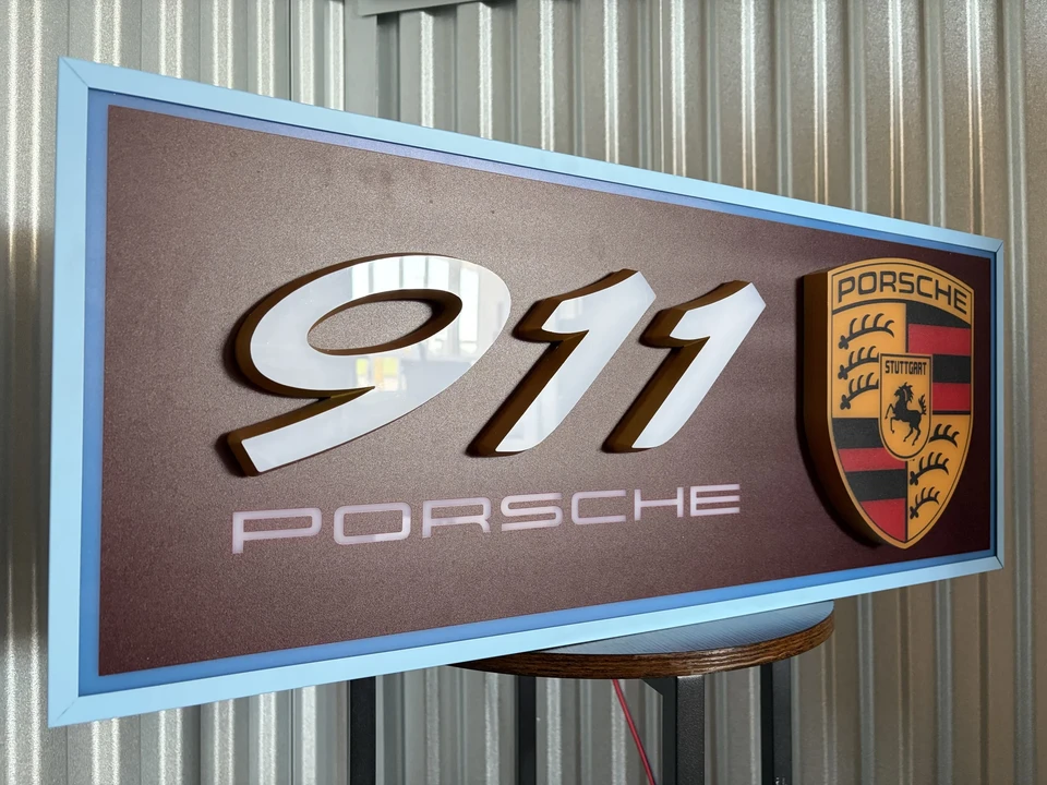 Porsche 911 - Image 10 of 16