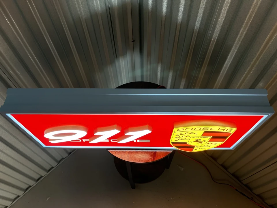 Porsche 911 - Image 8 of 16