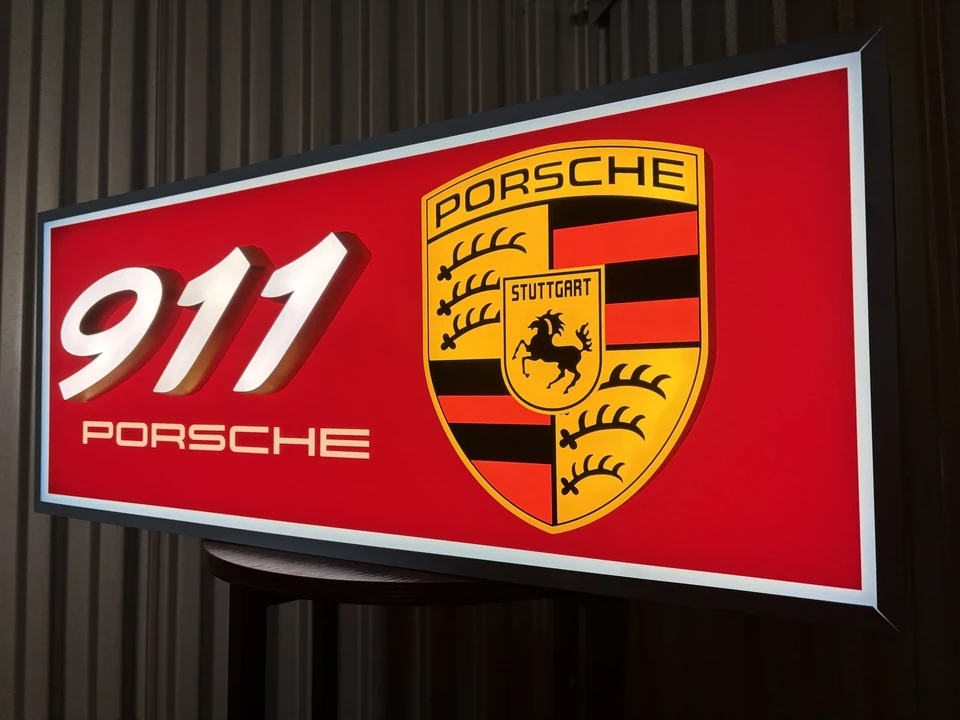 Porsche 911 - Image 4 of 16
