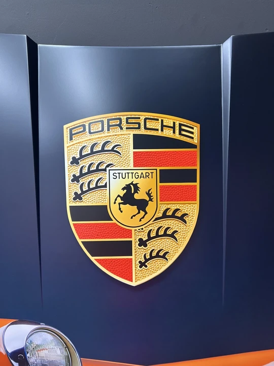Porsche 911 - Image 4 of 12