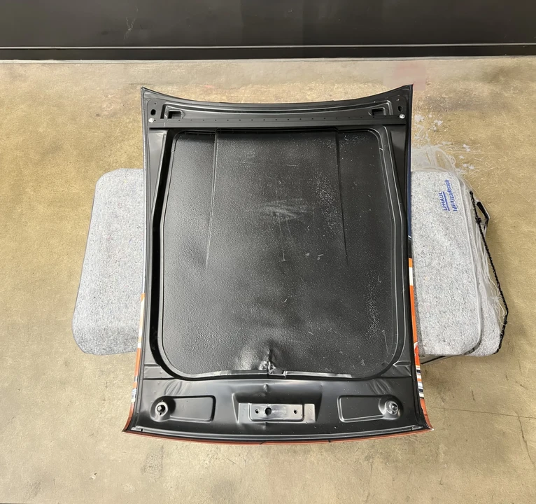 Porsche 911 - Image 12 of 12