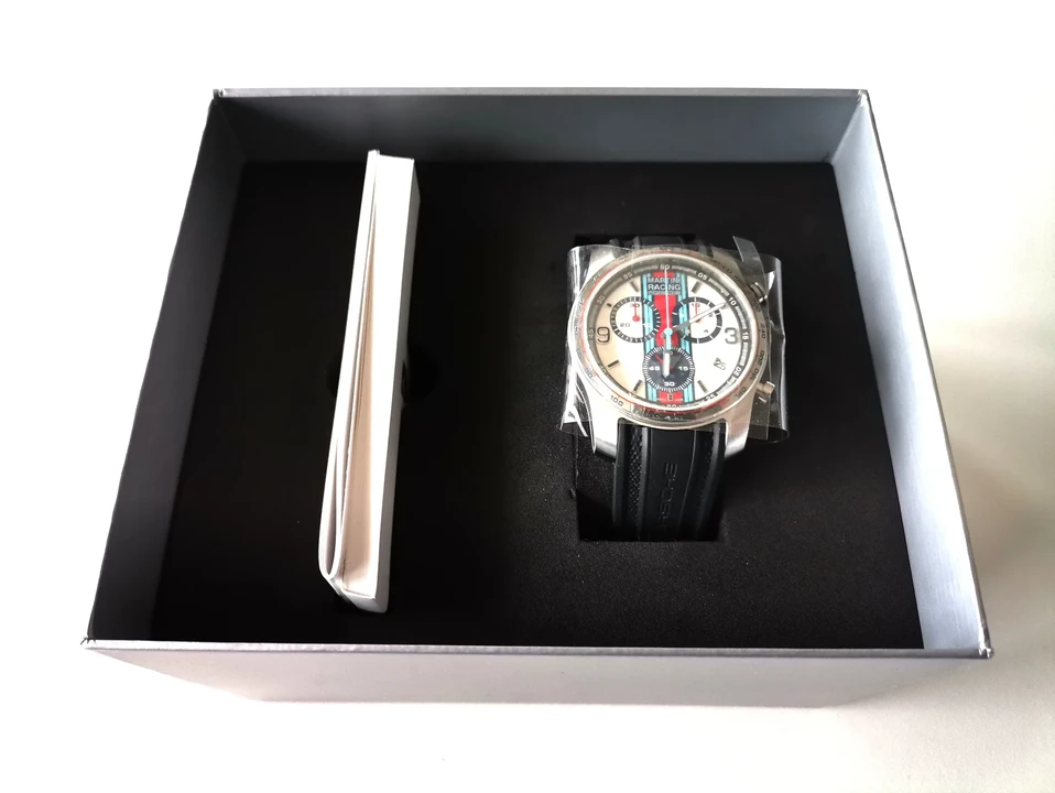 Porsche 911 - Image 18 of 31