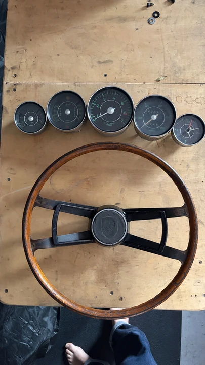 Parts & Memorabilia Mechanical Components - Image 5 of 31