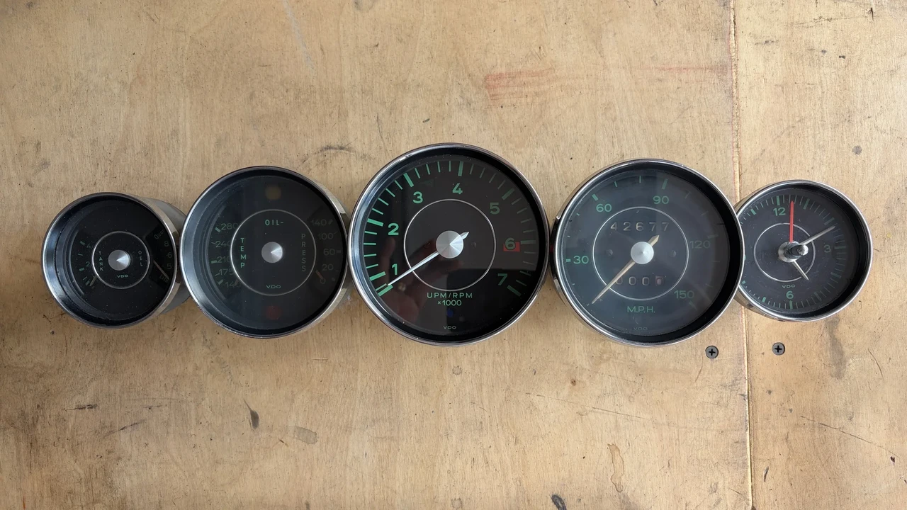 Parts & Memorabilia Mechanical Components - Image 7 of 31