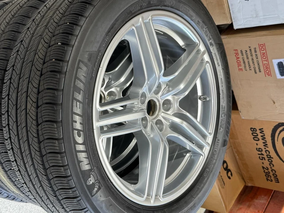 Porsche Cayenne - Image 15 of 27
