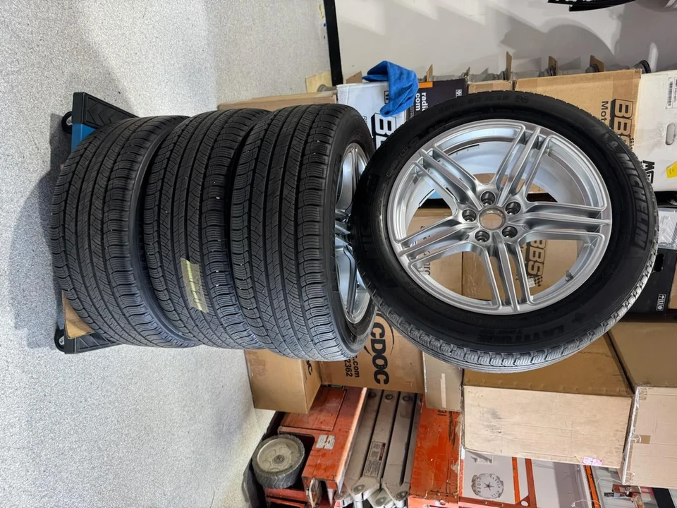 Porsche Cayenne - Image 27 of 27