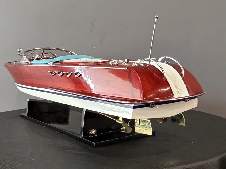 Tesla - Image 14 of 31