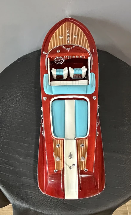 Tesla - Image 24 of 31