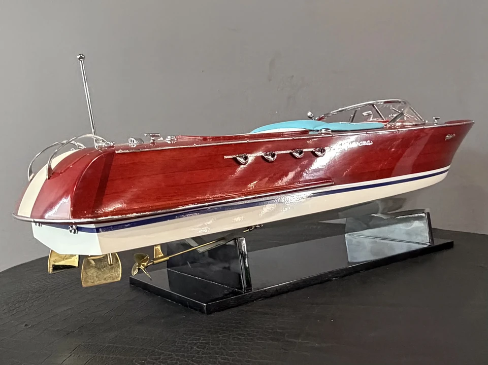 Tesla - Image 13 of 31