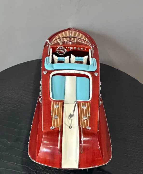 Tesla - Image 27 of 31