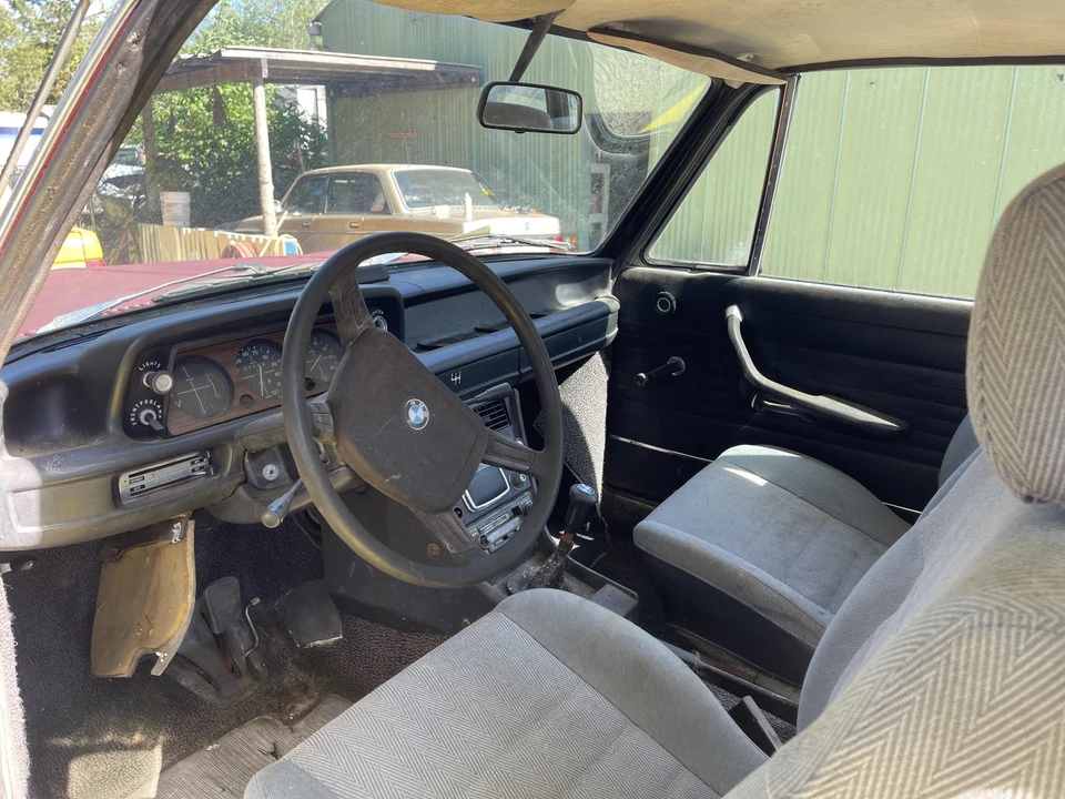 1976 BMW 2002 - Image 27 of 31