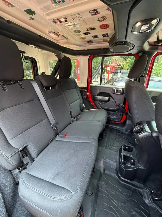 2021 Jeep JL Wrangler - Image 3 of 5