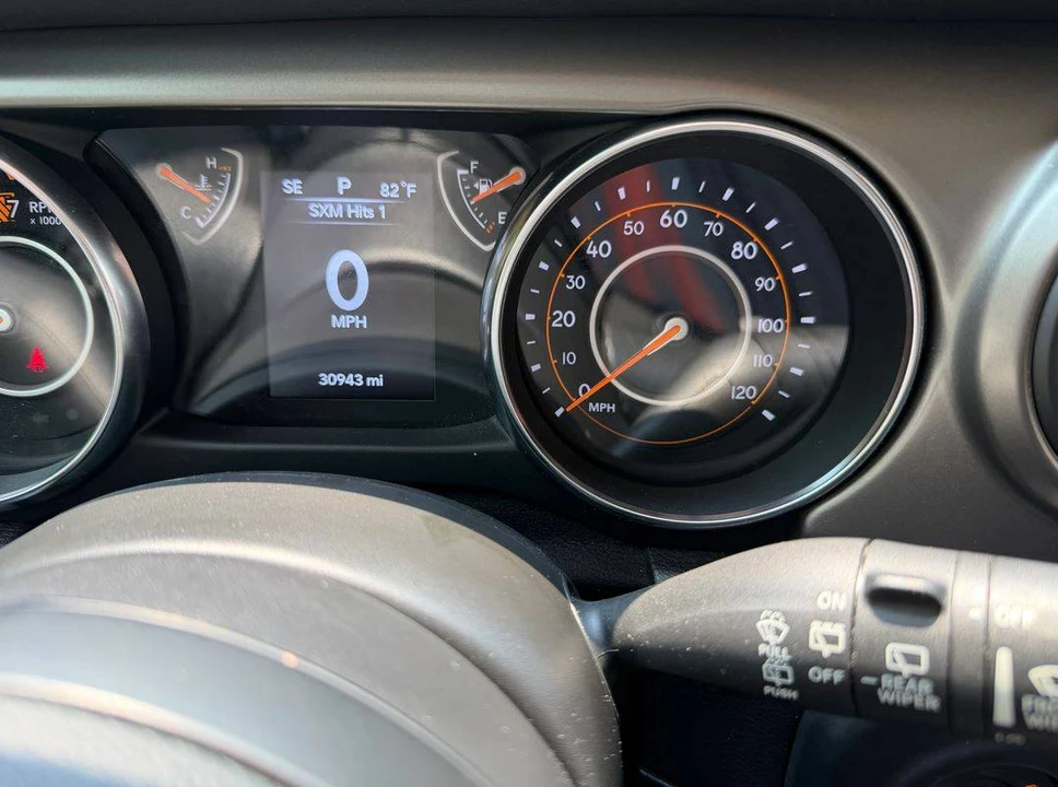 2021 Jeep JL Wrangler - Image 5 of 5
