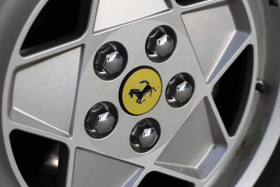 1986 Ferrari 412 - Image 5 of 8