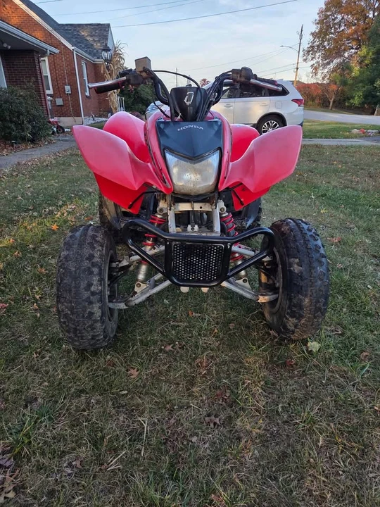 2012 Honda CRF - Image 2 of 4