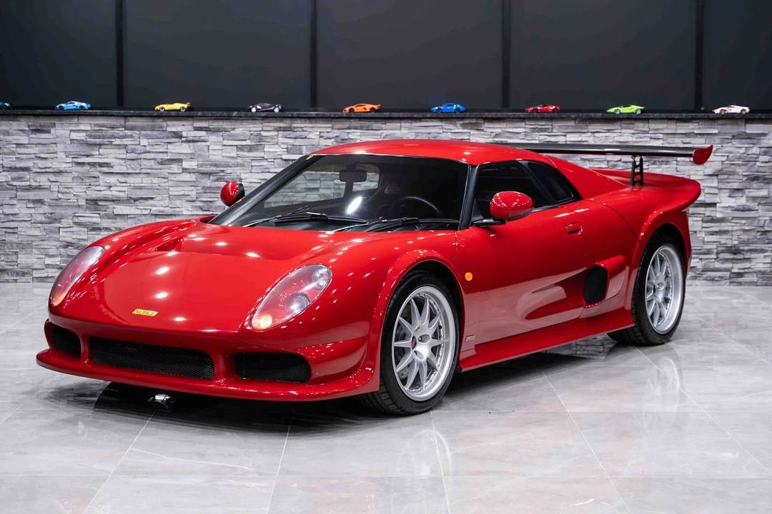 Noble M400 - Image 2 of 31