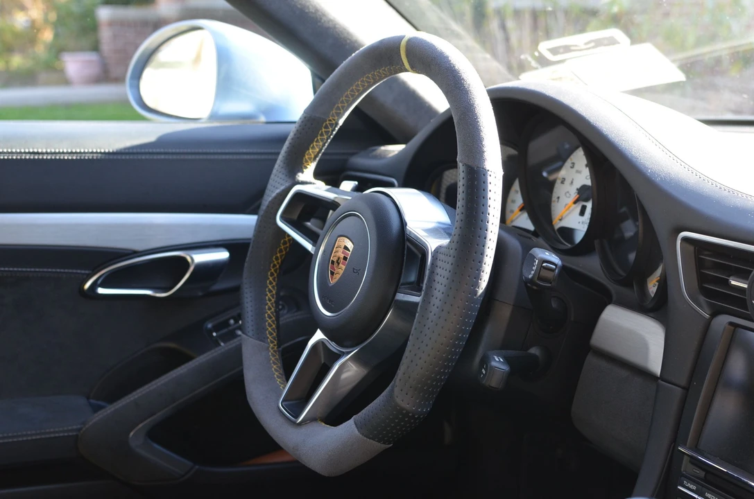 2015 Porsche 991 GT3 - Image 7 of 7