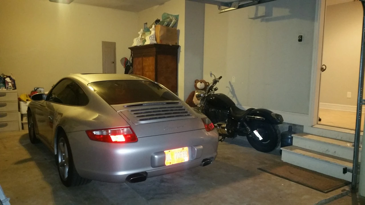 2005 Porsche 997 Carrera - Image 13 of 31