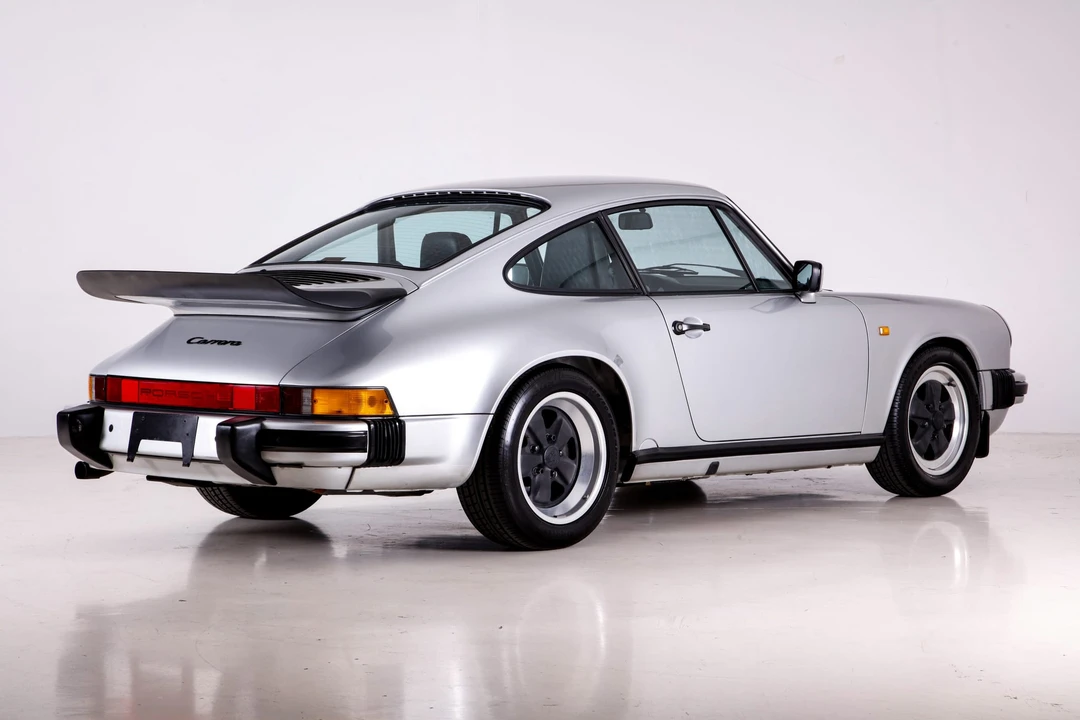 1987 Porsche 911 Carrera 3.2 - Image 16 of 31