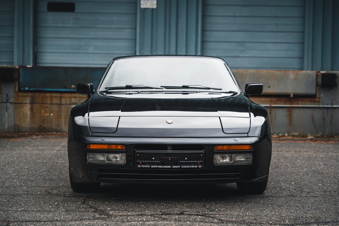 1990 Porsche 944 S2 - Image 6 of 31
