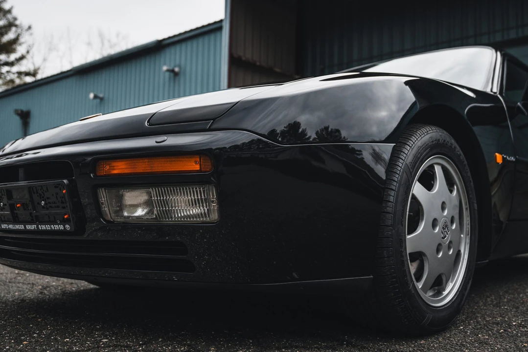1990 Porsche 944 S2 - Image 23 of 31
