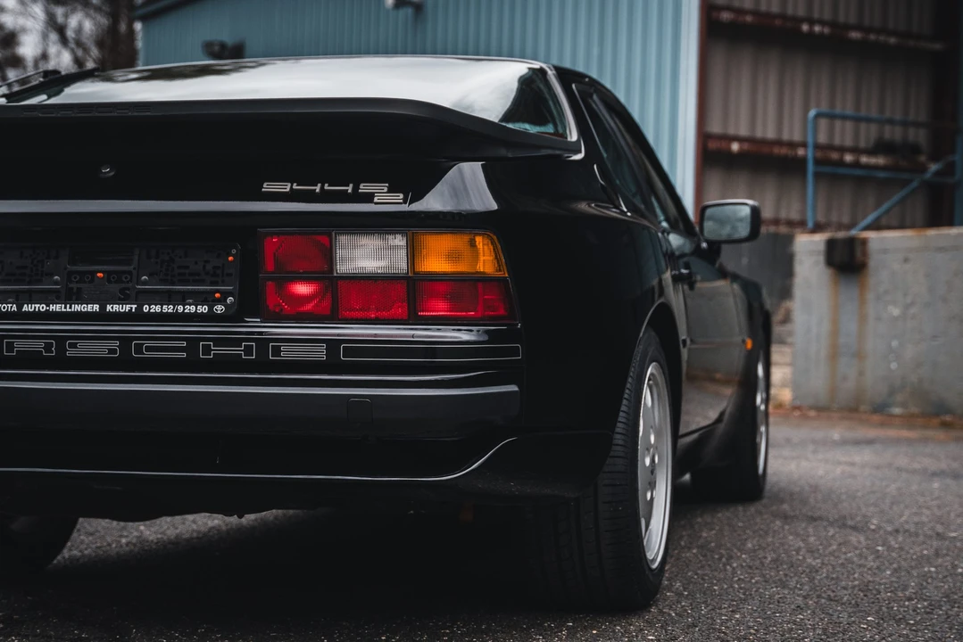 1990 Porsche 944 S2 - Image 31 of 31