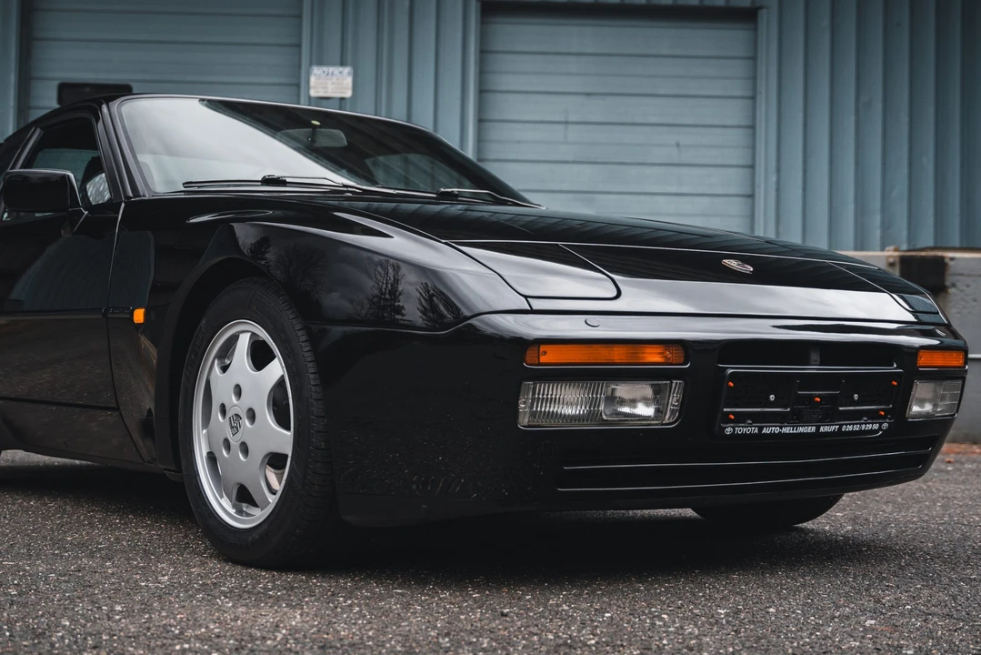 1990 Porsche 944 S2 - Image 27 of 31
