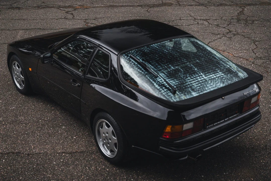 1990 Porsche 944 S2 - Image 14 of 31