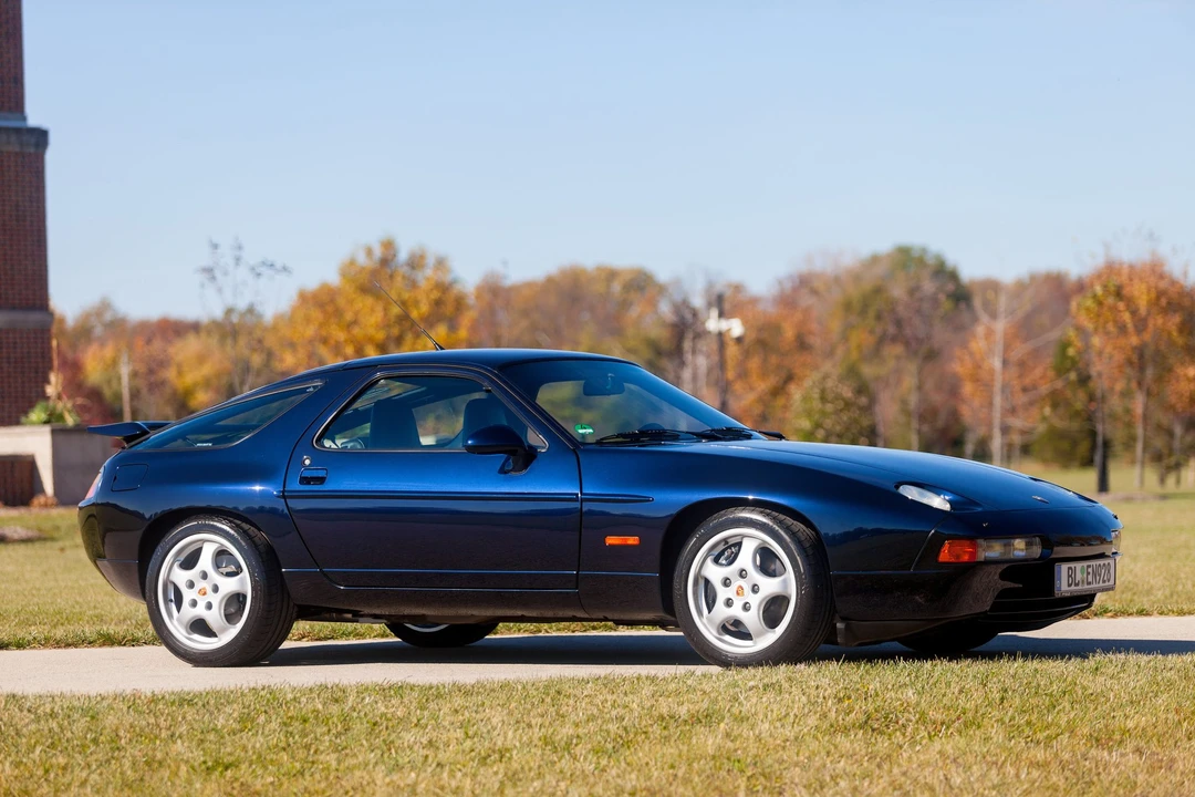 1992 Porsche 928 GTS - Image 8 of 31