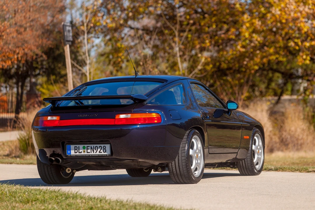 1992 Porsche 928 GTS - Image 13 of 31
