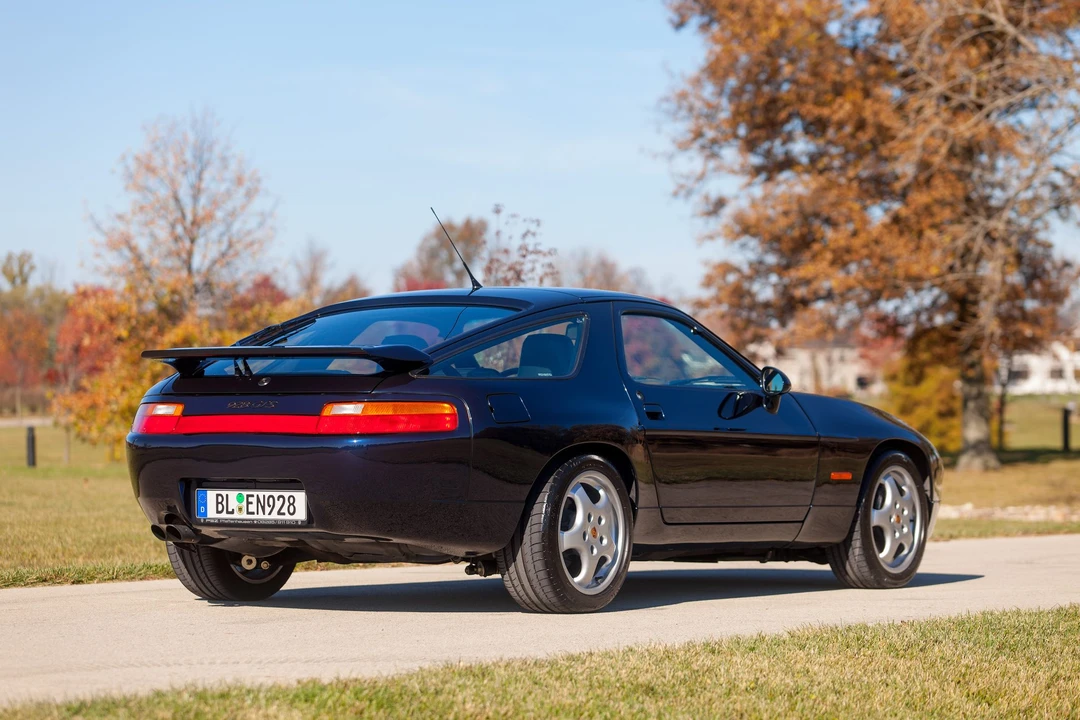 1992 Porsche 928 GTS - Image 12 of 31