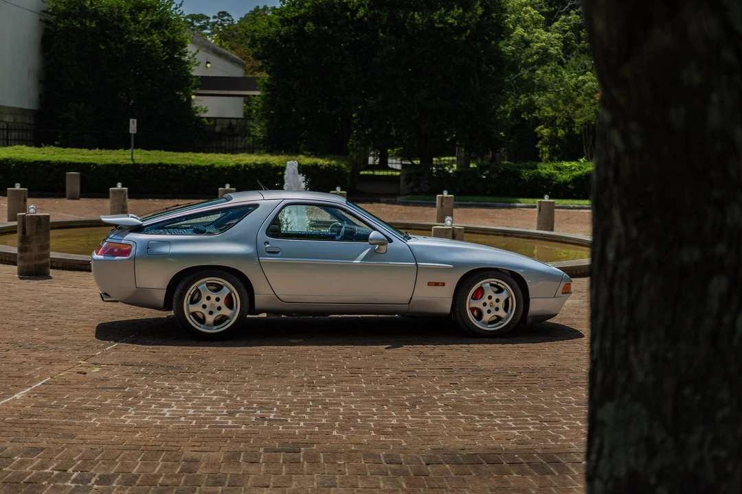 1993 Porsche 928 GTS - Image 25 of 31
