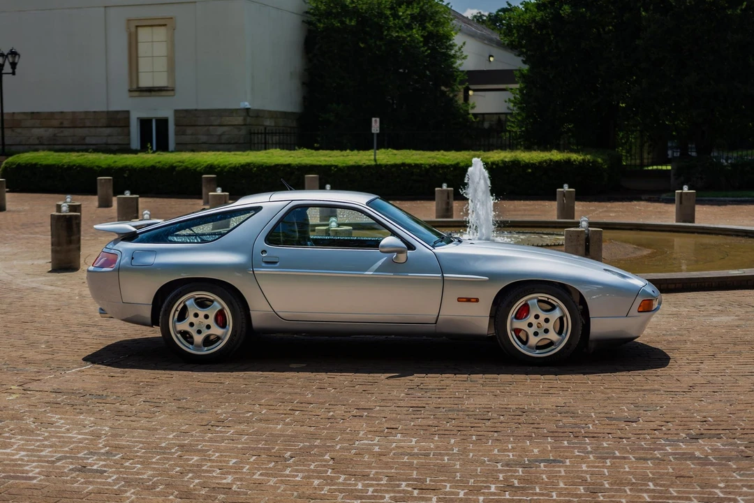 1993 Porsche 928 GTS - Image 26 of 31