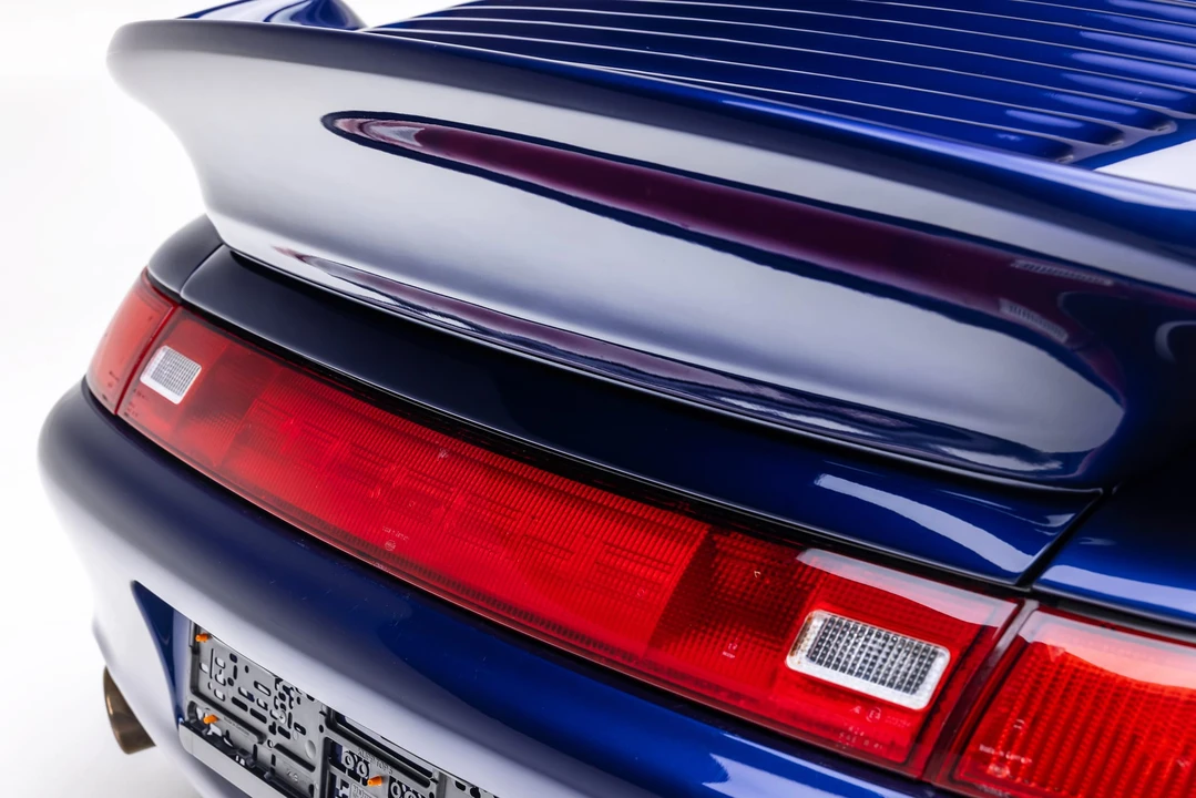 1996 Porsche 993 Carrera 4S - Image 27 of 31